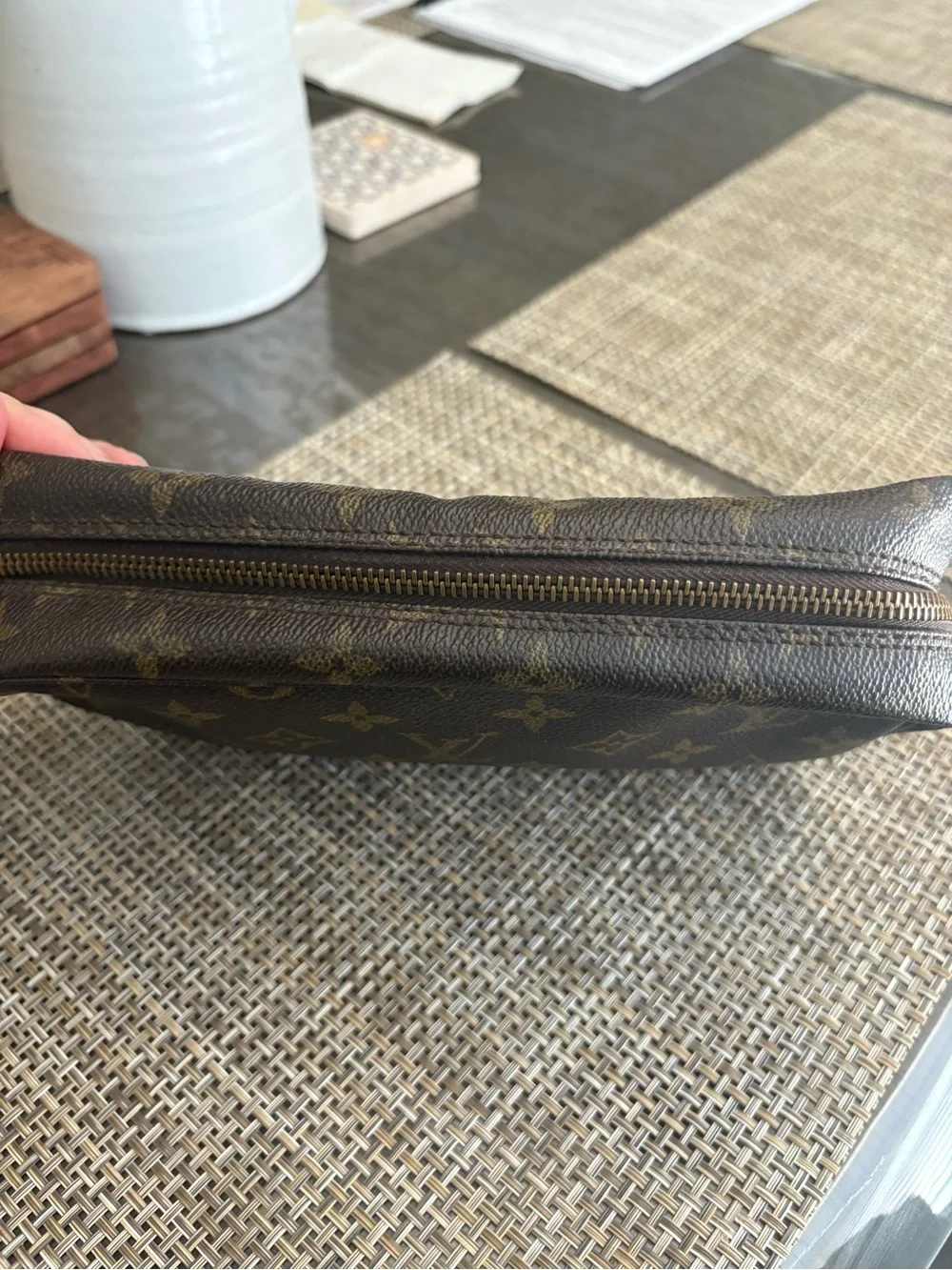 Louis Vuitton Trousse 23